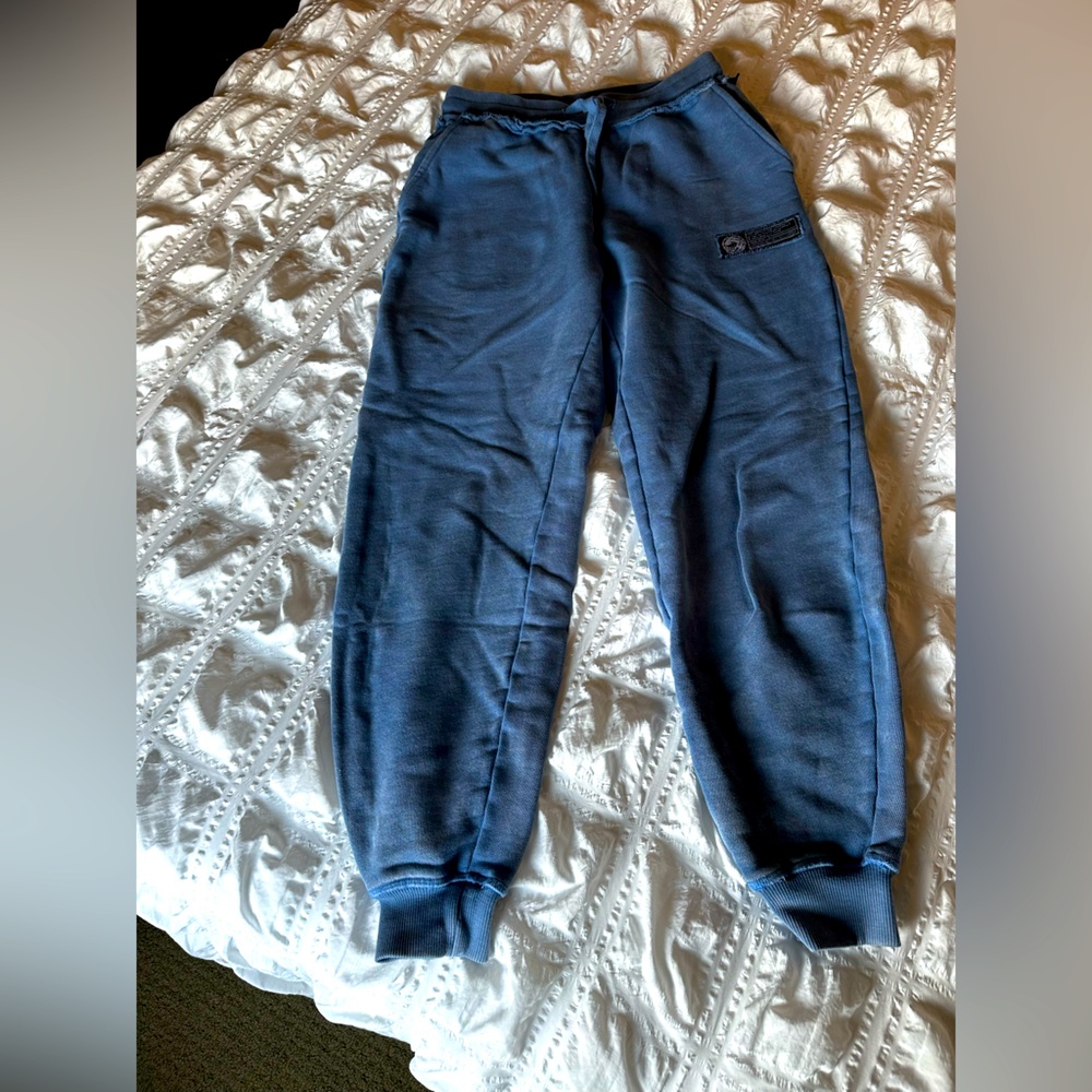 Alphalete High waisted Terry Cotton joggers